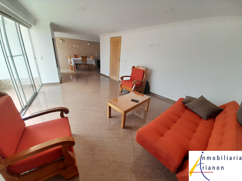 Apartamento en Venta en Granada